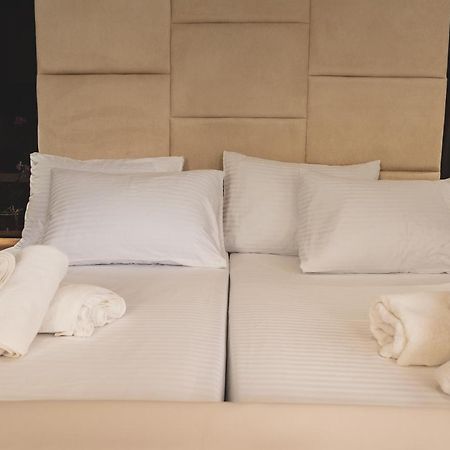 Ribar Apartments โอครีด ภายนอก รูปภาพ