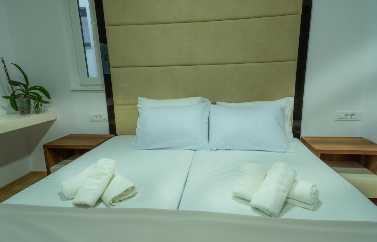 Ribar Apartments โอครีด ภายนอก รูปภาพ